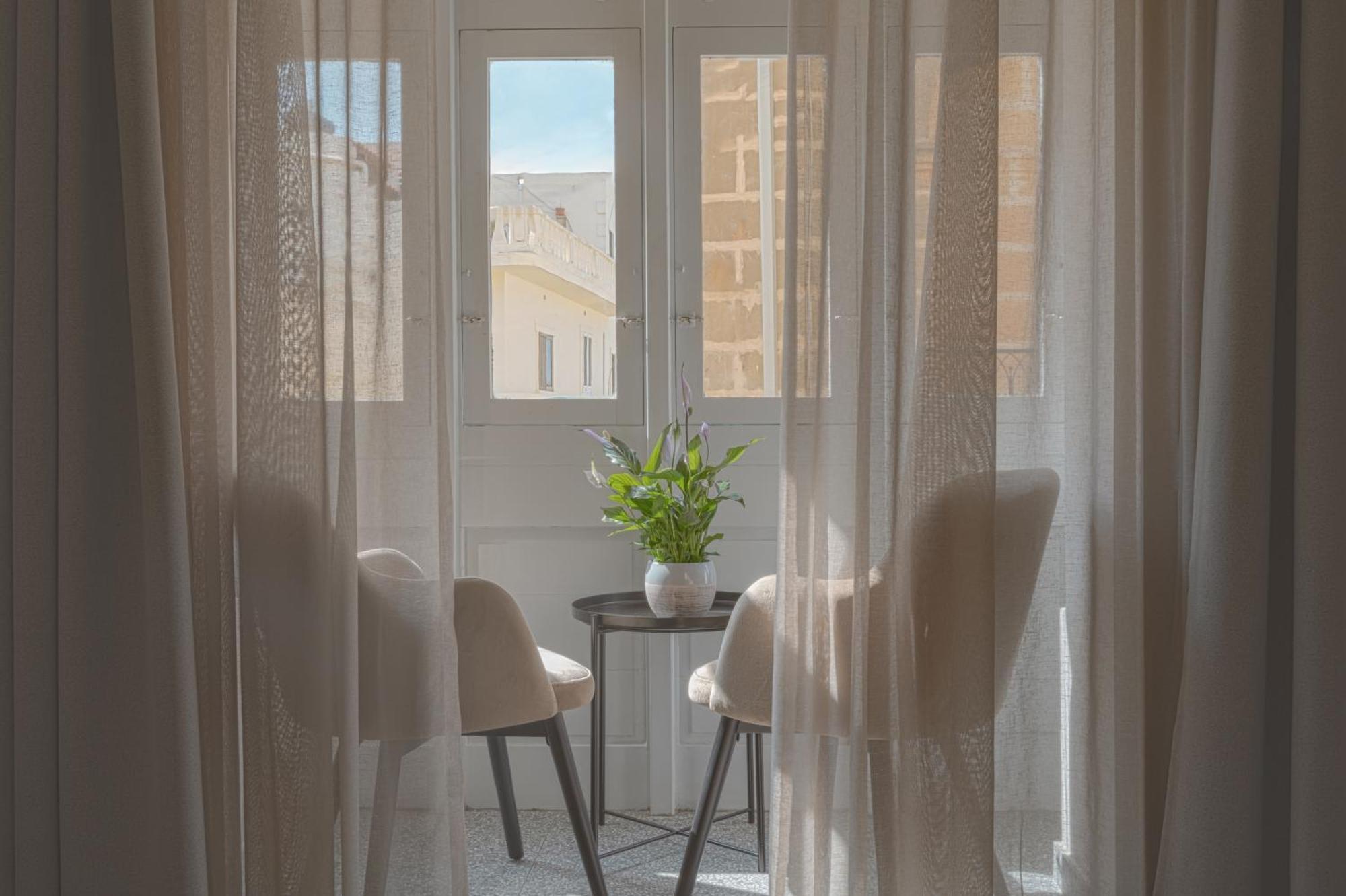 Maria Rosa Suites Виктория Экстерьер фото