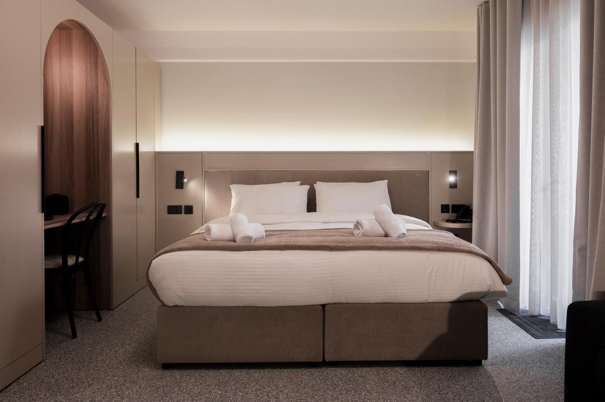 Maria Rosa Suites Виктория Экстерьер фото