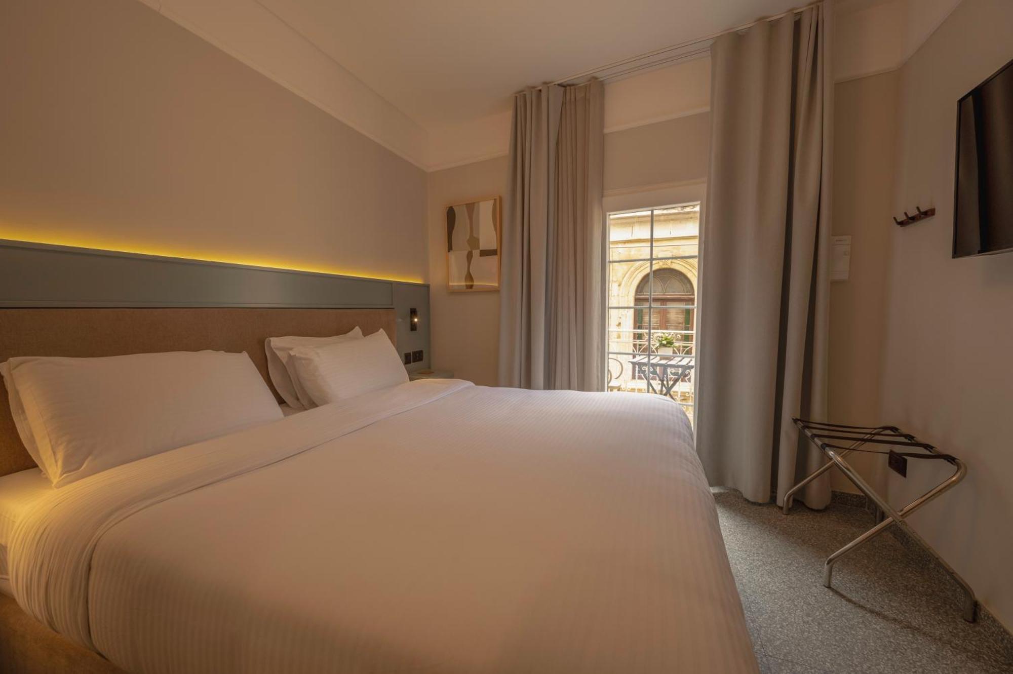 Maria Rosa Suites Виктория Экстерьер фото